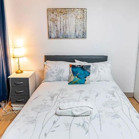 Double Bed Room In Flat Near Birmingham City Centre Εξωτερικό φωτογραφία